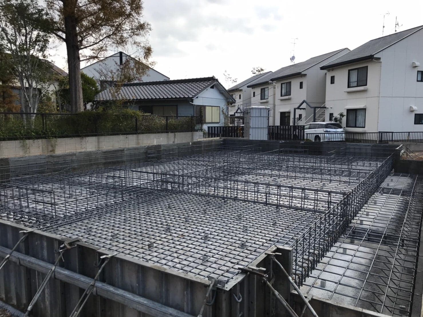 【基礎工事がやたら早いハウスメーカーにご注意!】長寿命で耐久性の高い住宅基礎 5つのポイント